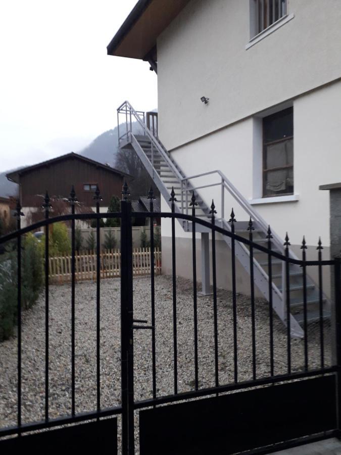 Enclos Savoyard Appartement Meuble 1Chambre 1 Canape Lits 3Personnes Grand-Aigueblanche Exterior photo